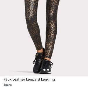 SPANX leggings 1X- worn once and in perfect condition (just not quite my style)